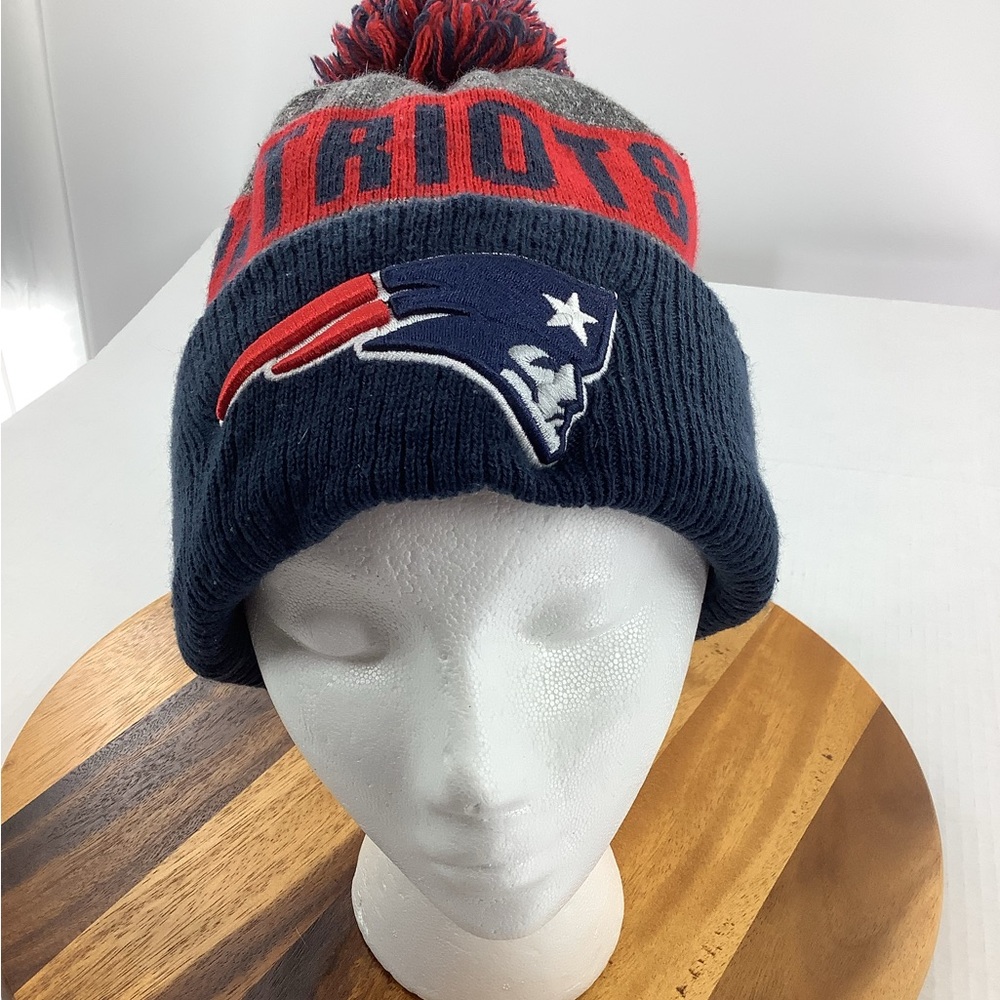 New England Patriots Blue Red with Gray Winter Pom pom hat